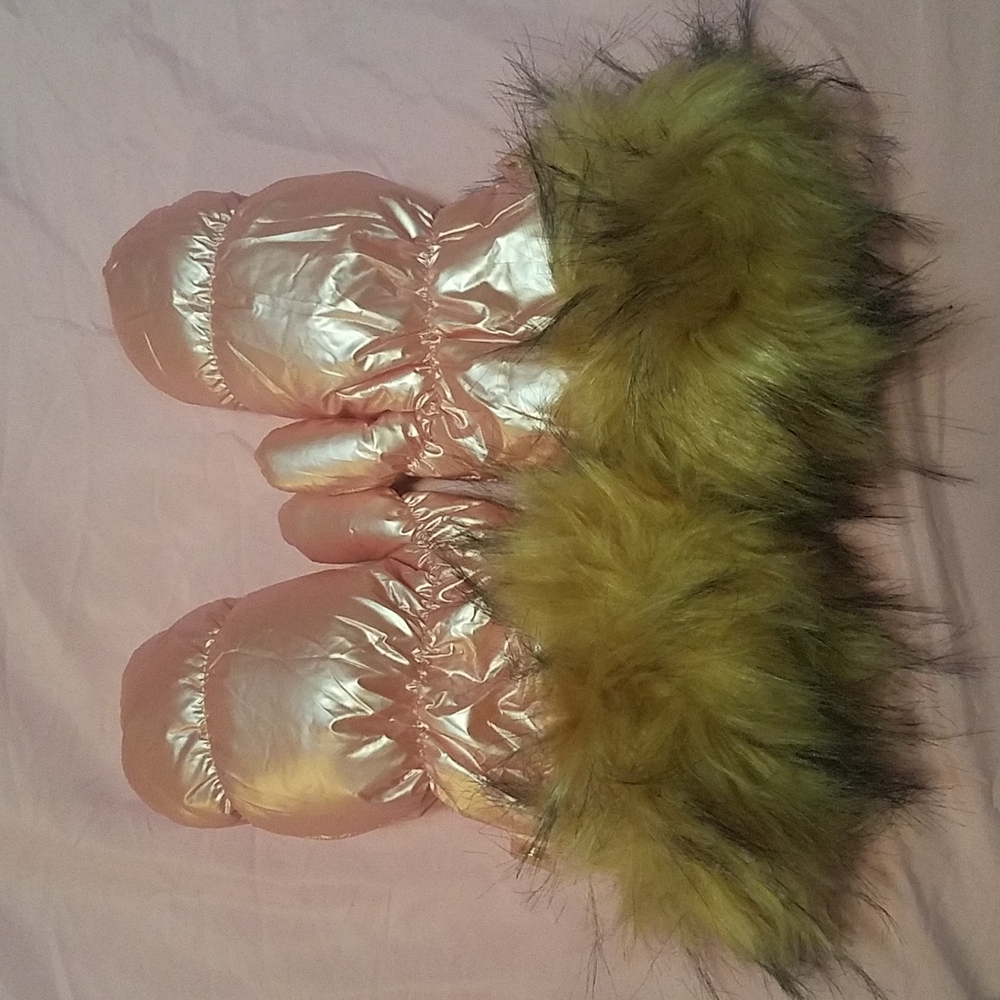 Shiny Metallic super warm mittens!!